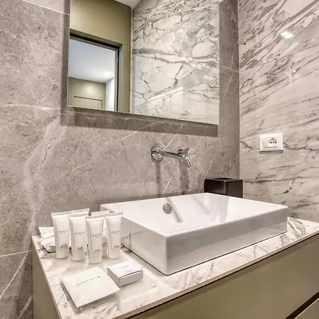 Apartament Le Del Corso The Smart Boutique By Ospitami *