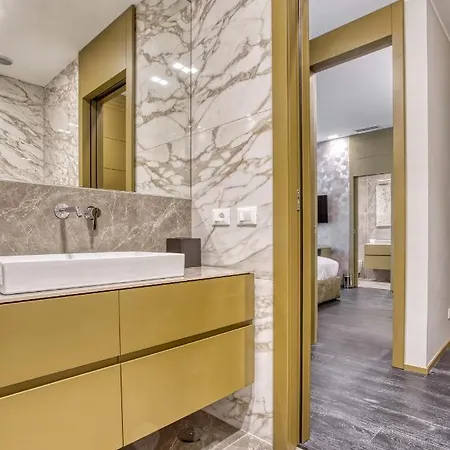 Apartment Le Del Corso The Smart Boutique By Ospitami
